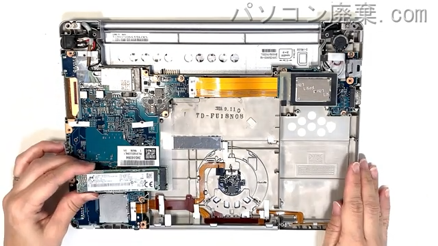 Panasonic Let's note CF-SZ6RFYVSのHDD(SSD)の場所です