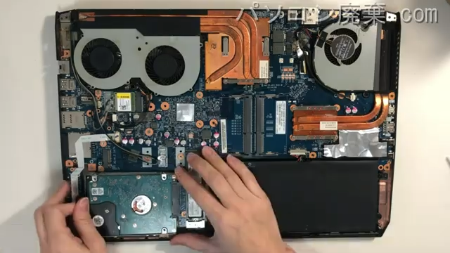 G-TUNE P650SEのHDD(SSD)の場所です