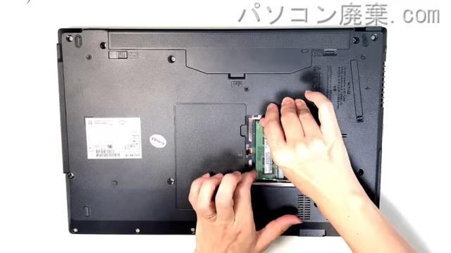LIFEBOOK A5510/F FMVA88005のメモリの場所