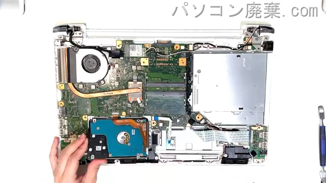 dynabook T45/GG PT45GGP-SEAのHDD(SSD)の場所です