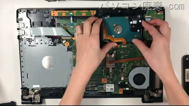 B65/M(PB65MYB41R7QD21)のHDD(SSD)の場所です