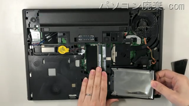 Thinkpad T440p(20AN-CTO1WW)のHDD(SSD)の場所です