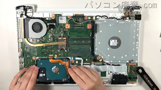 T45/GGD(PT45GGD-SEA)のHDD(SSD)の場所です