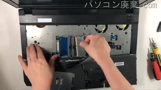 P650RG(i5910BA1)のメモリの場所