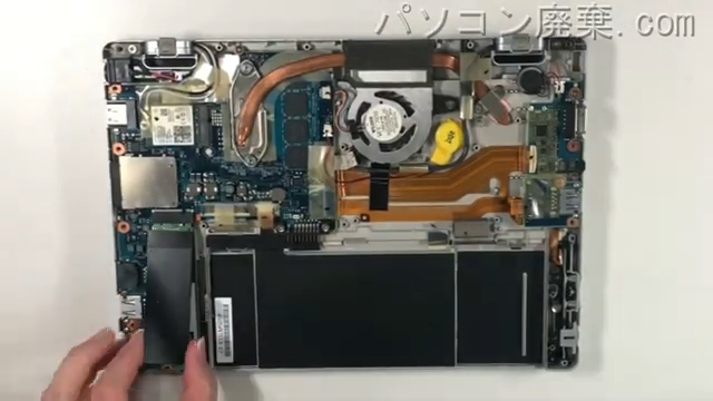 CF-RZ6RDRPPのHDD(SSD)の場所です