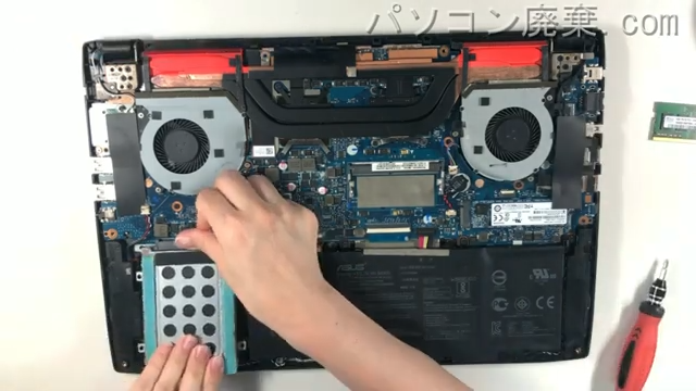ROG Strix GL502VM-FY163TのHDD(SSD)の場所です