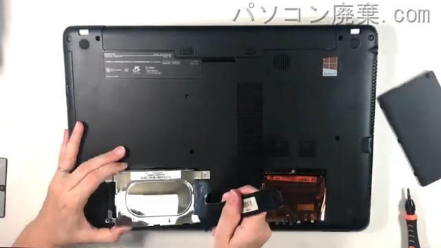 VAIO Fit 14E SVF1532A1JのHDD（SSD）の場所です