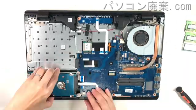 LIFEBOOK AH53/D3（FMVA53D3BZ）のHDD（SSD）の場所です