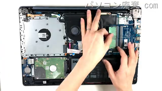 Inspiron 5570 (P75F)のメモリの場所