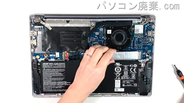 Swift 3 SF313-51-A58U（N18H2）のHDD（SSD）の場所です