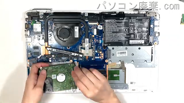 Pavilion 15-au126TXのHDD(SSD)の場所です