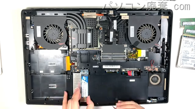 Diginnos Note GALLERIA QSF1070HGSのHDD(SSD)の場所です