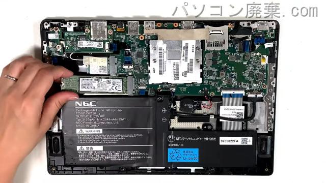 VersaPro PC-VKT13HZG5のHDD(SSD)の場所です