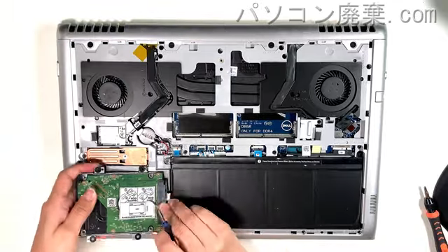 Vostro 15 7580 (P71F)のHDD(SSD)の場所です