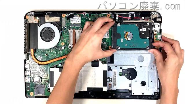 dynabook T554/45KR5D PT55445KSXRD5のHDD(SSD)の場所です