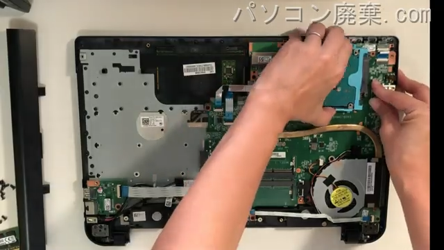 T65/NBD(PT65NBD-SHA)のHDD(SSD)の場所です