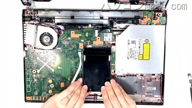LIFEBOOK A5510/DX(FMVA82048P)のHDD(SSD)の場所です
