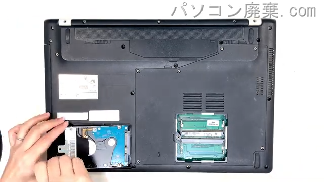 LIFEBOOK AH47/W FMVA47WWCのHDD(SSD)の場所です