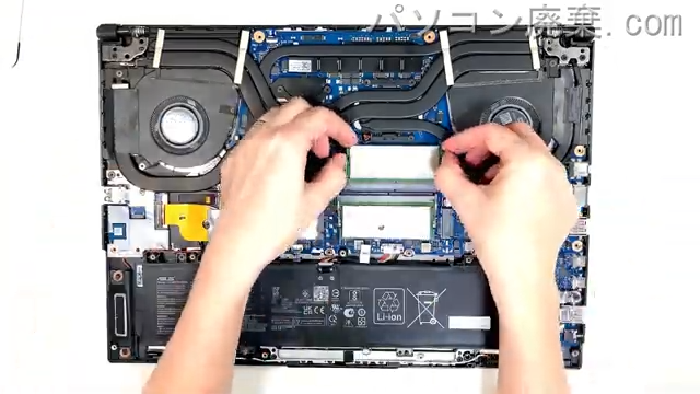 TUF Dash F15 FX517ZMのメモリの場所