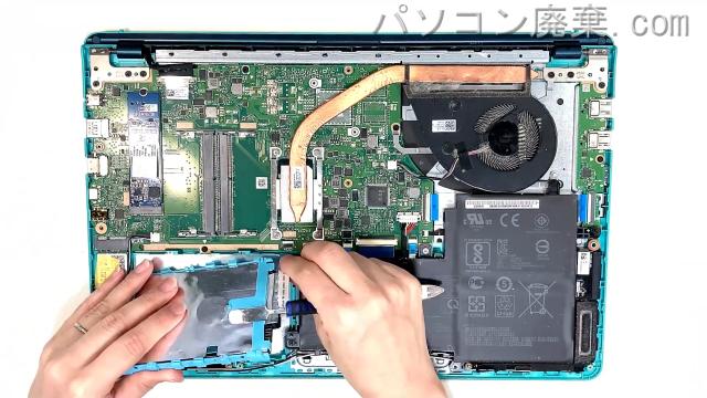 VivoBook S15 S530UAのHDD(SSD)の場所です