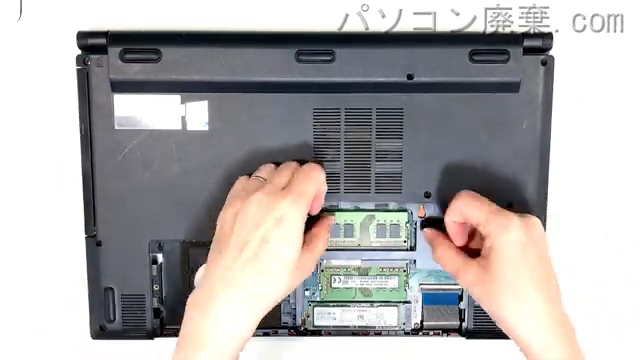 LAVIE PC-GN227BAGFのメモリの場所