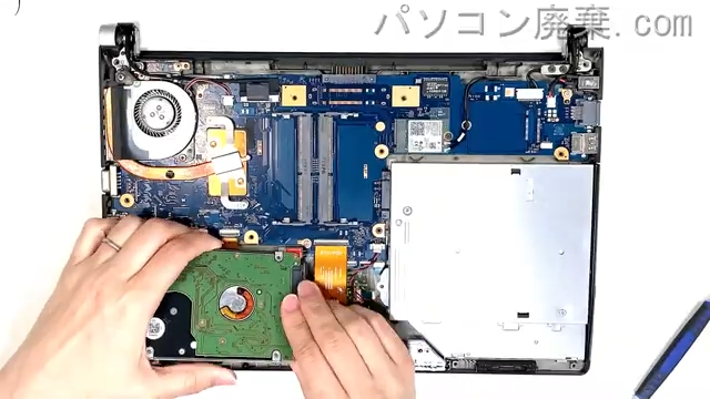 RX73/FBE PRX73FBESRKMDのHDD(SSD)の場所です