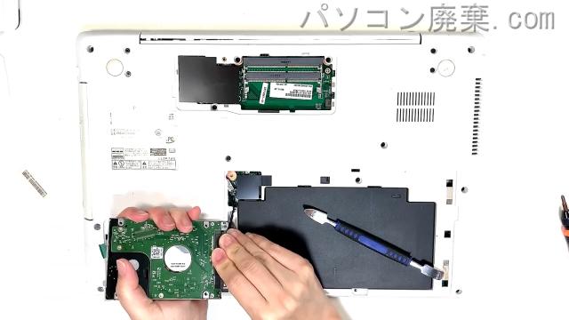 LIFEBOOK AH53/A3 FMVA53A3WKのHDD(SSD)の場所です