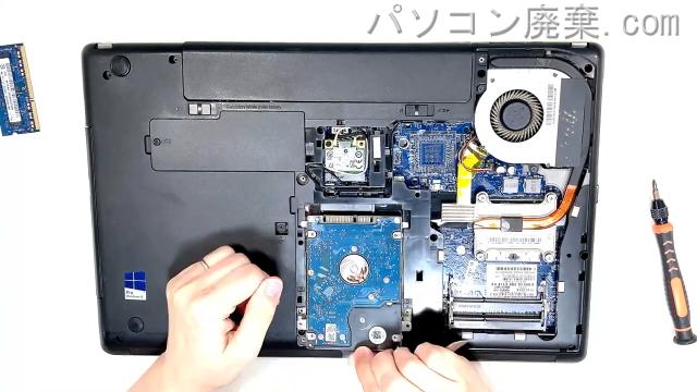 ThinkPad Edge E530 (Type 3259)のHDD(SSD)の場所です